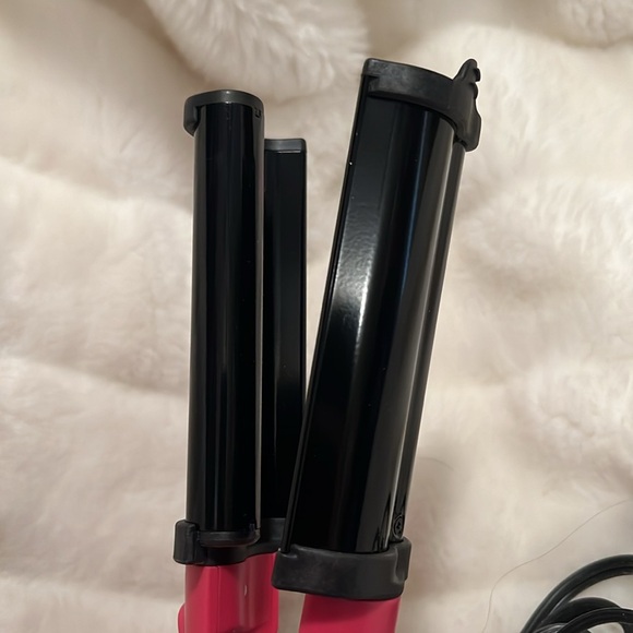 🩷🖤Revlon Curling Wand🖤🩷 Fun beach waves. Great condition. - Picture 7 of 10